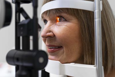 Laserowa korekcja wzroku — kiedy warto zdecydować się na ten zabieg? Laserowa korekcja wzroku — kiedy warto zdecydować się na ten zabieg?